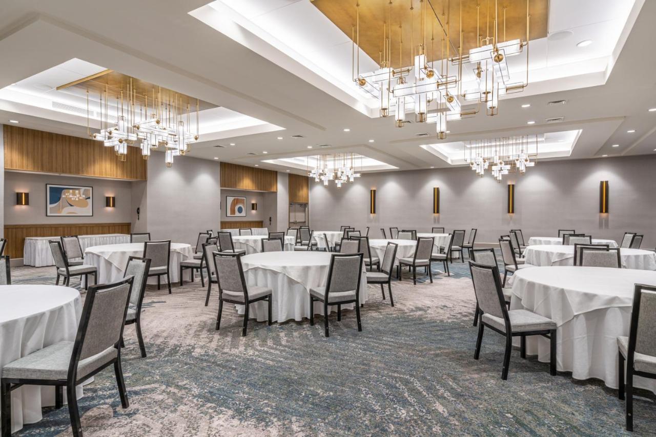 Sheraton Рэстон Экстерьер фото