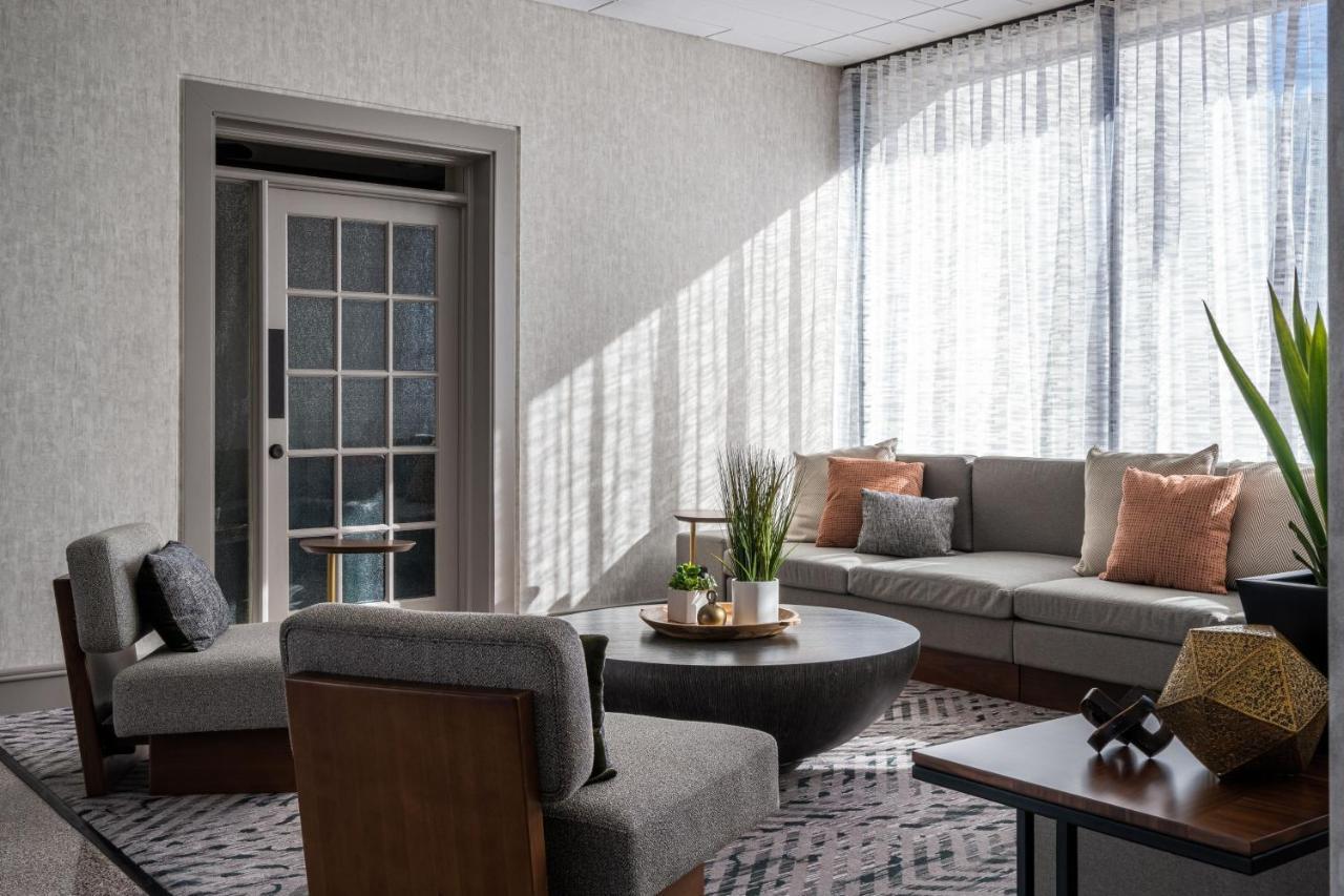 Sheraton Рэстон Экстерьер фото