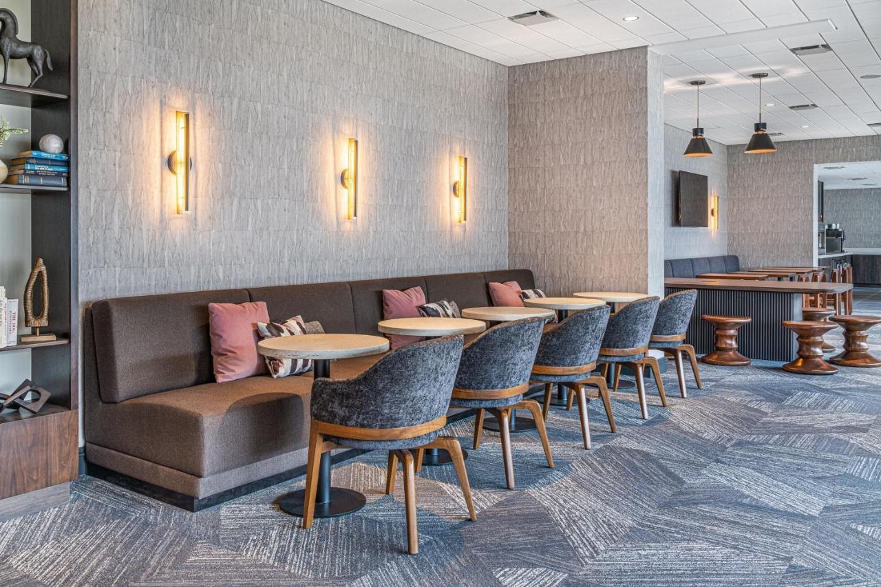 Sheraton Рэстон Экстерьер фото