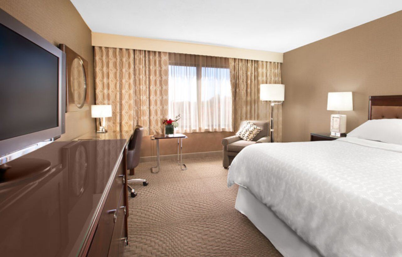 Sheraton Рэстон Экстерьер фото